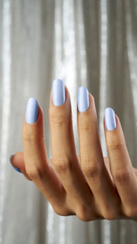 cnd vinylux fantasy realm15ml